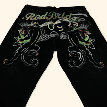 Load image into Gallery viewer, Red Bridge 2000s Embroidered Straight Leg Jeans (L)