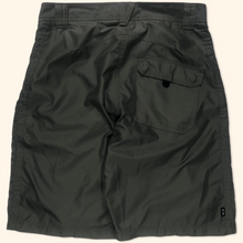 Lade das Bild in den Galerie-Viewer, Oakley Vintage 2000s Shorts (M/L)