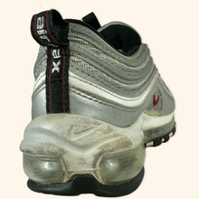 Lade das Bild in den Galerie-Viewer, Nike Air Max 97 Silver Bullet (EU39)