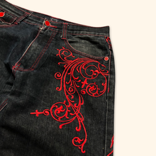 Load image into Gallery viewer, M2 2000s Embroidered Wings Baggy Jeans (M/L)