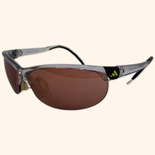 Lade das Bild in den Galerie-Viewer, Adidas Vintage Sport Shades