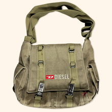 Lade das Bild in den Galerie-Viewer, Diesel Military Shoulder Bag