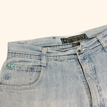 Load image into Gallery viewer, Southpole 2000s Baggy Shorts (XL)