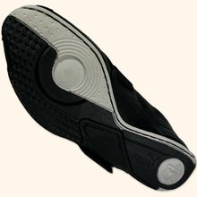 Lade das Bild in den Galerie-Viewer, Puma Uke 2000s Bubble Armor Trainer (EU38)