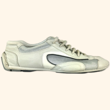 Lade das Bild in den Galerie-Viewer, Prada 2000s Trainer (EU43)