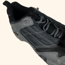 Load image into Gallery viewer, 2003 Nike ACG Avalanche Water Shield (EU44)