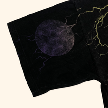 Lade das Bild in den Galerie-Viewer, Churingo Vintage Ice Warrior All Over Print T-Shirt (XL)