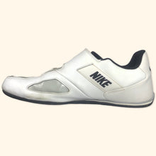 Lade das Bild in den Galerie-Viewer, Nike 2000s Fixed Speed Trainer (EU44,5)