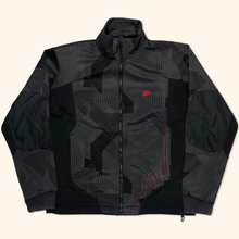 Lade das Bild in den Galerie-Viewer, Nike Air 2000s Jacket (M)
