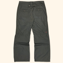 Load image into Gallery viewer, Adidas Outdoor Track (S/M)