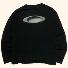 Lade das Bild in den Galerie-Viewer, Oakley Vintage 2000s Sleeve (S/M)
