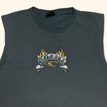 Lade das Bild in den Galerie-Viewer, O’Neil Faded 2000s Shirt (XL)