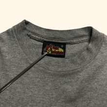 Lade das Bild in den Galerie-Viewer, World Industries 2000s T-Shirt (M)