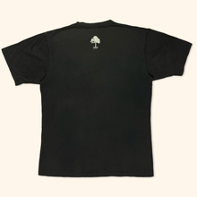 Lade das Bild in den Galerie-Viewer, Vintage Tatoo 90s Chilean Araucaria Faded T-Shirt (L)