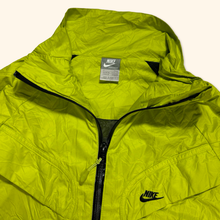 Load image into Gallery viewer, Nike Vintage 2000s Ladies Running Jacket (S)