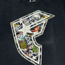 Lade das Bild in den Galerie-Viewer, Famous Star & Stripes faded 2000s T-Shirt (S)