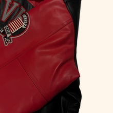 Lade das Bild in den Galerie-Viewer, Avirex Spell Out Leather Jacket (M/L)