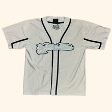 Lade das Bild in den Galerie-Viewer, Sir Benni Miles Vintage 2000s Shiny Silver Oversized Shirt (L/XL)