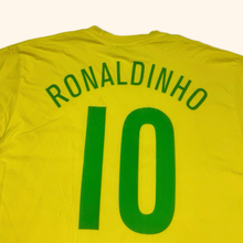 Load image into Gallery viewer, Nike 2000s Brasil Ronaldinho T-Shirt (XL)
