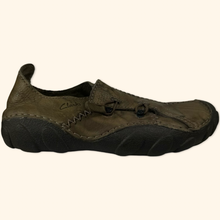 Lade das Bild in den Galerie-Viewer, Clarks 2000s Outdoor Shoes (EU41.5)