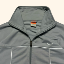 Lade das Bild in den Galerie-Viewer, Nike The Athletic Dept Track Suit (M)