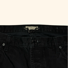 Lade das Bild in den Galerie-Viewer, Burberry Straight Leg Jeans (S/M)