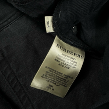 Lade das Bild in den Galerie-Viewer, Burberry Straight Leg Jeans (S/M)