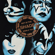 Lade das Bild in den Galerie-Viewer, KIZZ Hot In The Sand Vintage 90s World Tour T-Shirt (XS/S)