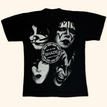 Lade das Bild in den Galerie-Viewer, KIZZ Hot In The Sand Vintage 90s World Tour T-Shirt (XS/S)