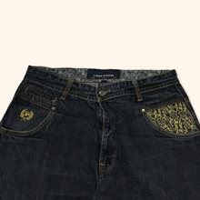 Load image into Gallery viewer, Phat Farm 2000s Baggy Jeans (L/XL)