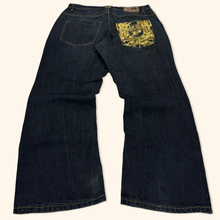 Load image into Gallery viewer, Phat Farm 2000s Baggy Jeans (L/XL)