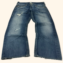Load image into Gallery viewer, True Religion Vintage 2000s Jeans (S-XL)