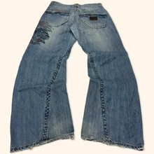 Load image into Gallery viewer, Slitchs 2000s Baggy Jeans (L/XL)