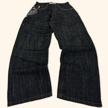 Lade das Bild in den Galerie-Viewer, Rocawear Jay-Z 2000s Hip Hop Baggy Jeans (M/L)