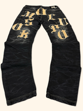 Load image into Gallery viewer, Kosmo Lupo Spell Out Straight Leg Jeans (L/XL)