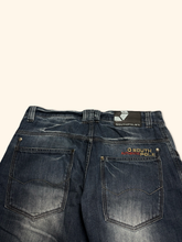 Load image into Gallery viewer, Southpole 2000s Straight Leg Jeans (S/M)