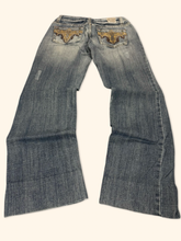 Load image into Gallery viewer, Queenflower Vintage 2000s Low Waist Ladies Jeans (S/M)