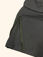 Load image into Gallery viewer, Fishbone 2000s Multi Pocket Pants (S)