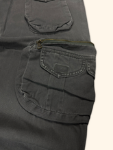 Load image into Gallery viewer, Fishbone 2000s Multi Pocket Pants (S)