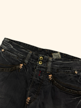 Load image into Gallery viewer, Replay 2000s Spell Out Straight Leg Jeans (S/M)