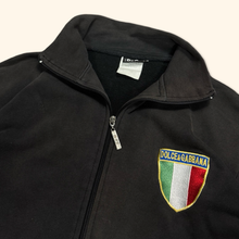 Lade das Bild in den Galerie-Viewer, Dolce & Gabbana Vintage 2000s Italia Faded Zipper (M)