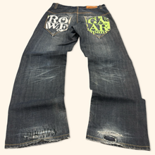Load image into Gallery viewer, Rocawear Jay-Z Embroidered Hip Hip Baggy Jeans (S/M)