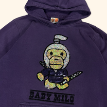 Lade das Bild in den Galerie-Viewer, Baby Milo Samurai 2000s Hoodie (XS/S)