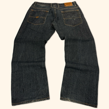 Load image into Gallery viewer, Pelle Pelle 2000s Straight Leg Jeans (L/XL)