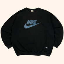 Load image into Gallery viewer, Nike 2000s Sweater (S/M)