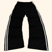 Load image into Gallery viewer, Adidas Vintage 2000s Ladies Track Suit (M)