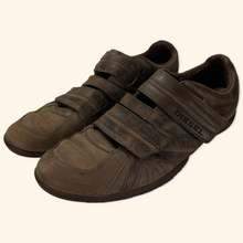 Lade das Bild in den Galerie-Viewer, Diesel 2000s Trainer (EU43)