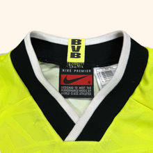 Load image into Gallery viewer, Nike Vintage Premier Borussia Dortmund BVB 1995/96 Jersey (S)