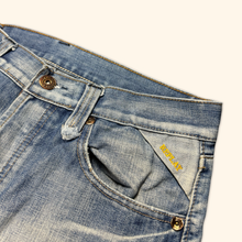 Load image into Gallery viewer, Replay 2000s Spell Out Straight Leg Jeans (M/L)
