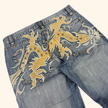 Load image into Gallery viewer, Vintage 2000s Dragon Straight Leg Jeans (M)